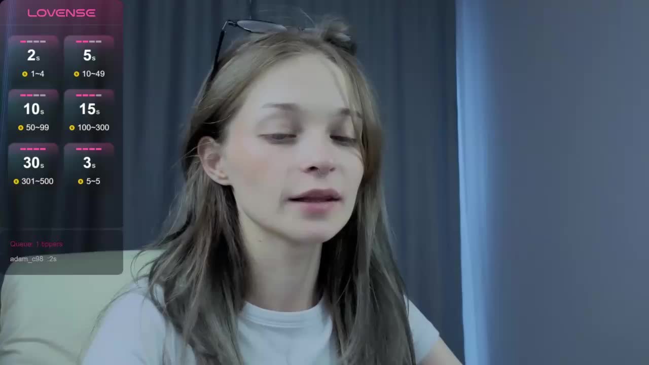 vialeta-baby Live Sex December 17, 2025