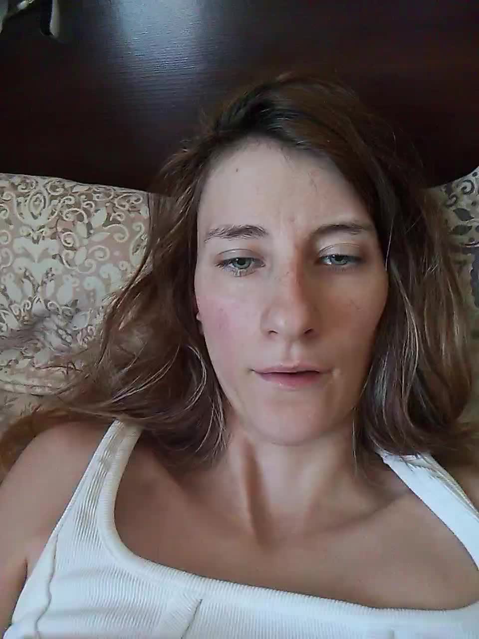 Kitty2044 Live Sex December 15, 2025