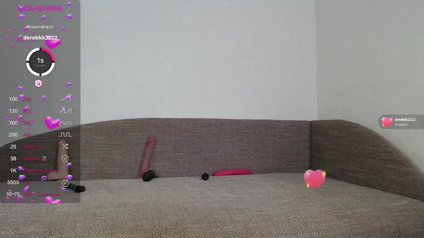 DaddysSluttyGirl2001 Live Sex December 17, 2025