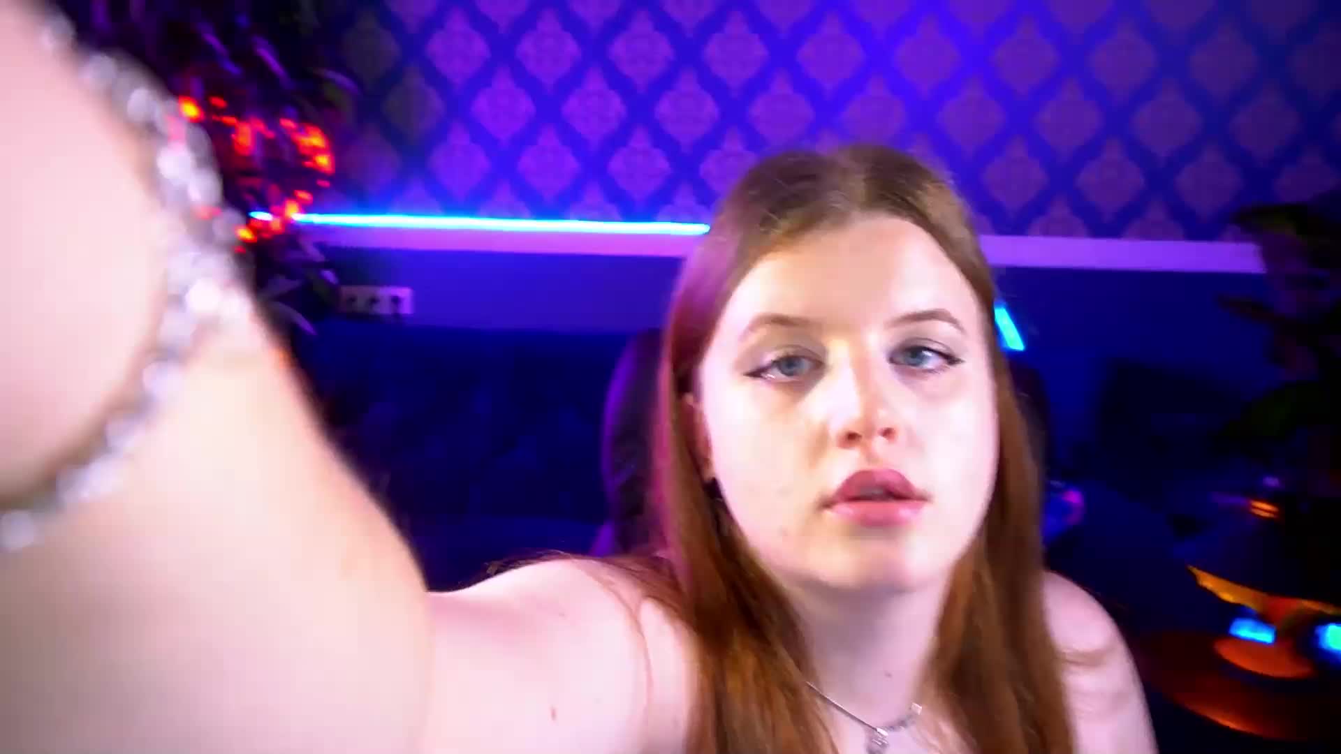 KristiMoons Live Sex December 13, 2025