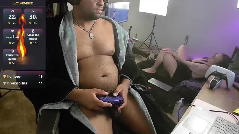 smoothj2015 Live Sex December 14, 2025