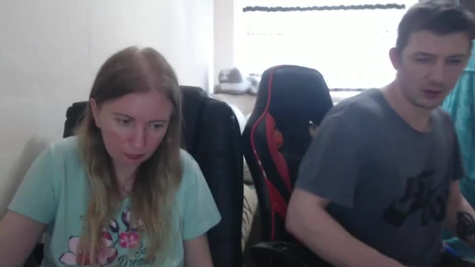 jenisandpeter Live Sex December 15, 2025