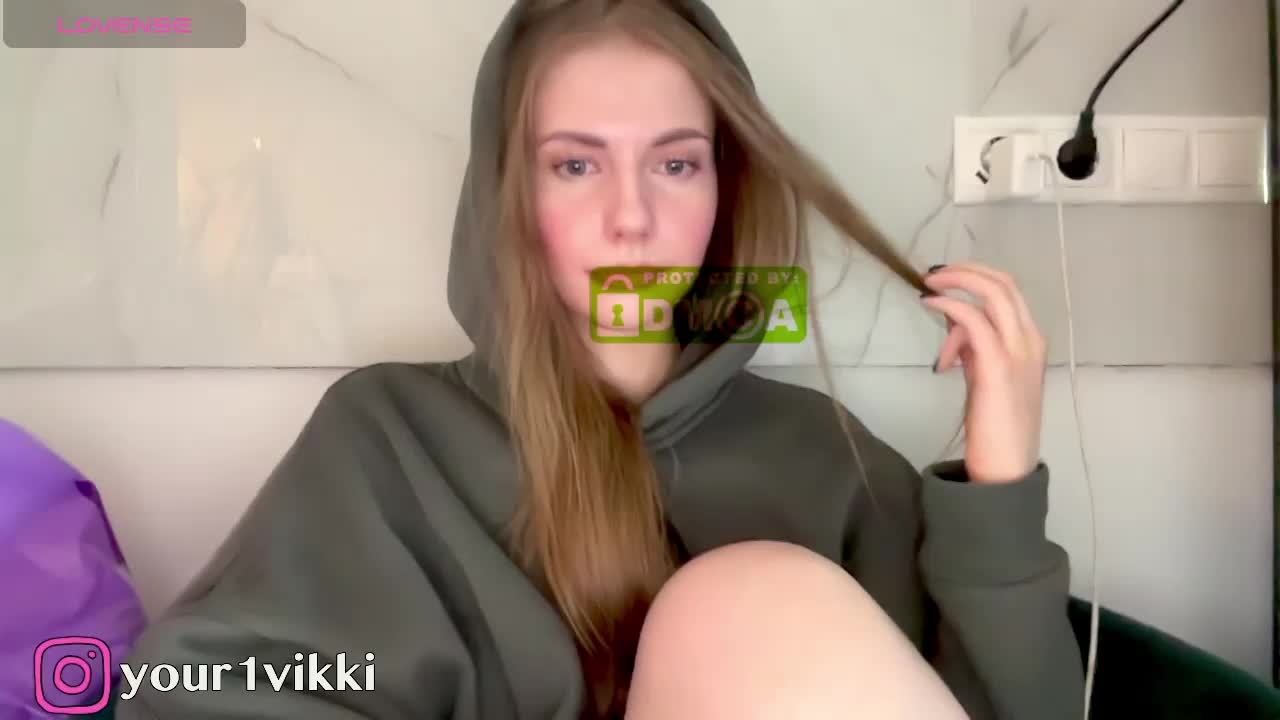 VikkiExtraCheese Live Sex December 17, 2025