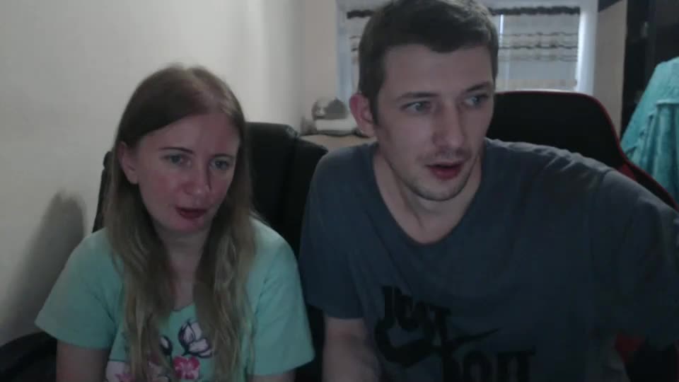 jenisandpeter Live Sex December 19, 2025