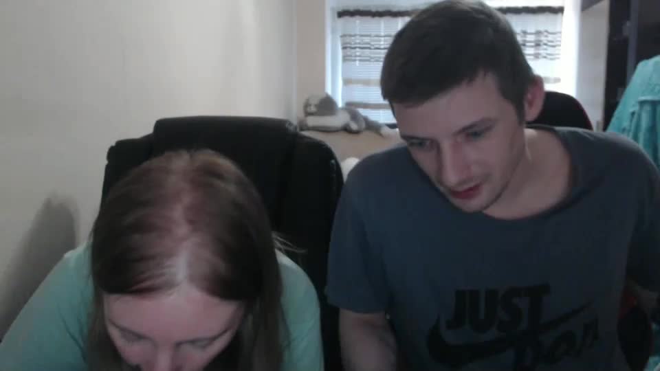 jenisandpeter Live Sex December 19, 2025