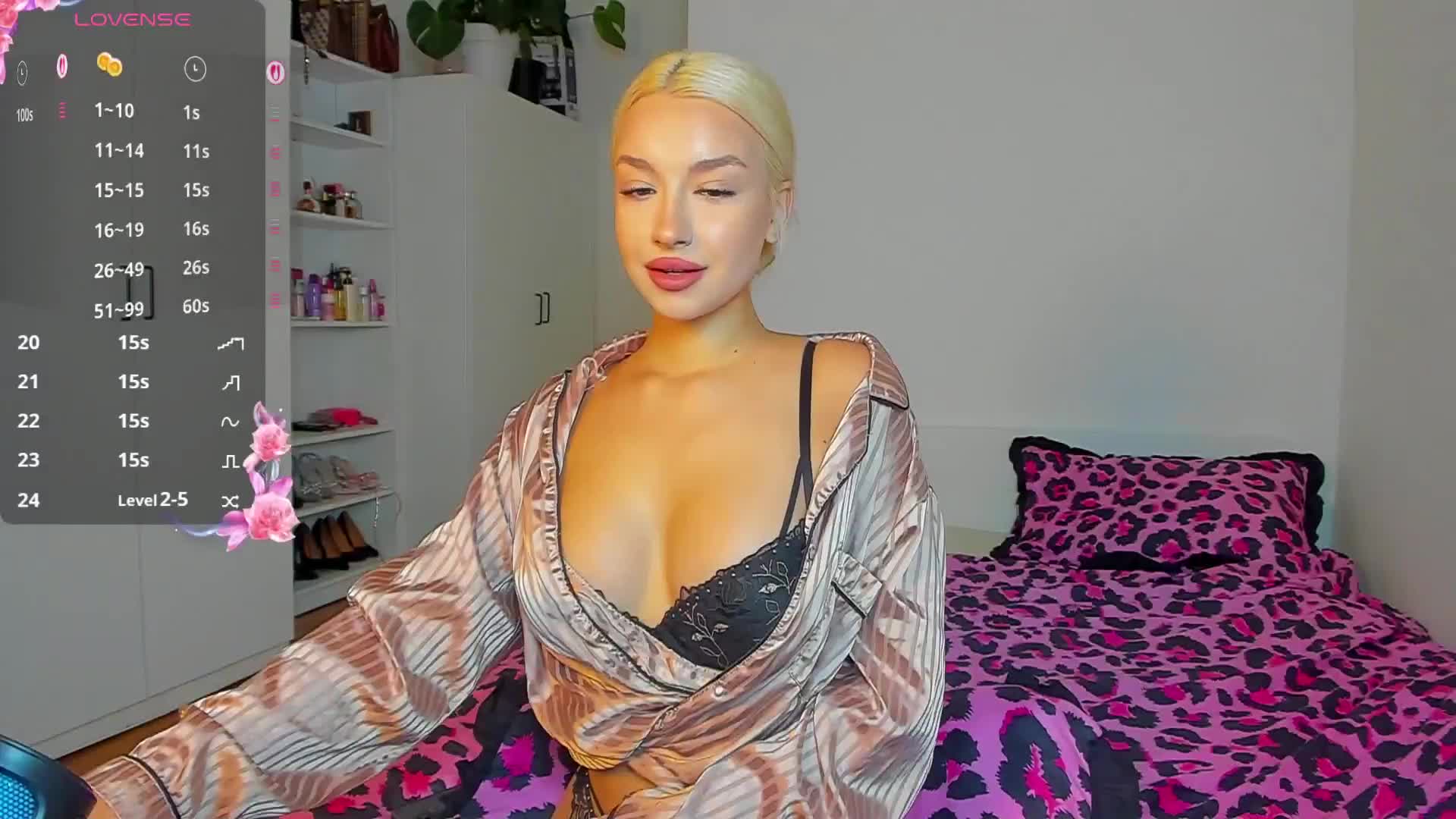 LucyPaige Live Sex December 14, 2025