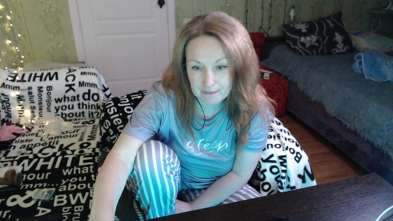 MeganIris Live Sex December 17, 2025