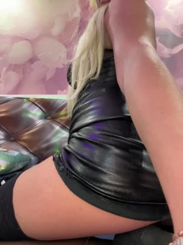 Vicsi30 Live Sex December 17, 2025