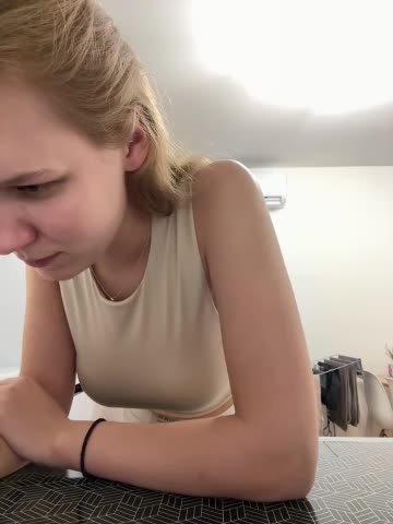 Ketitull Live Sex December 12, 2025