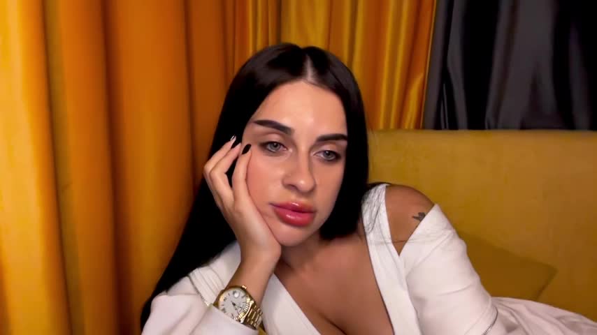 MariaValverdeee Live Sex December 14, 2025