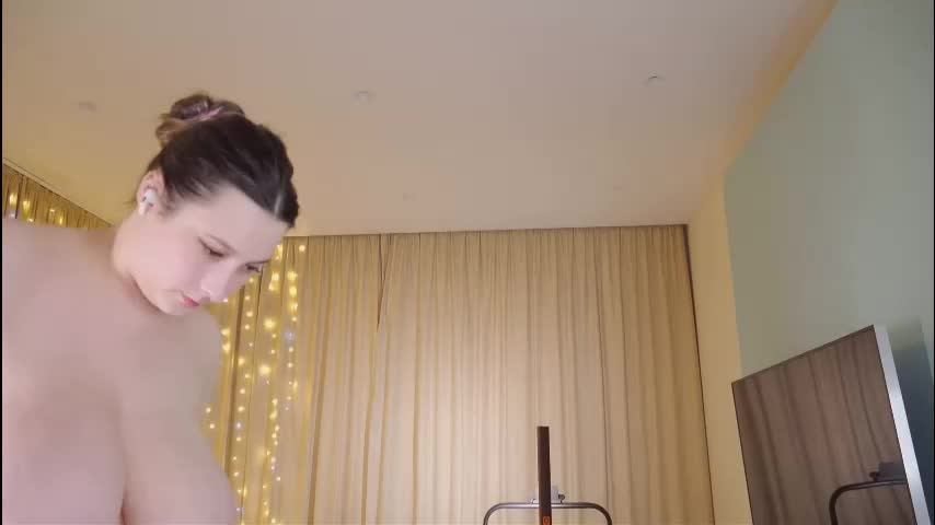 aveksmr Live Sex August 26, 2025