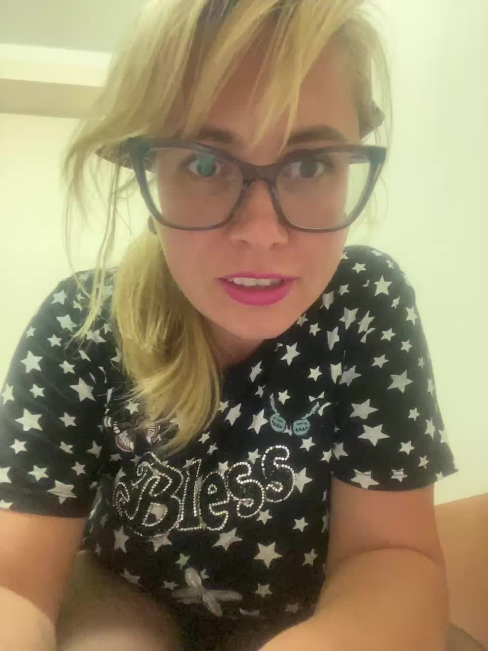 Elegant00Girl Live Sex December 17, 2025