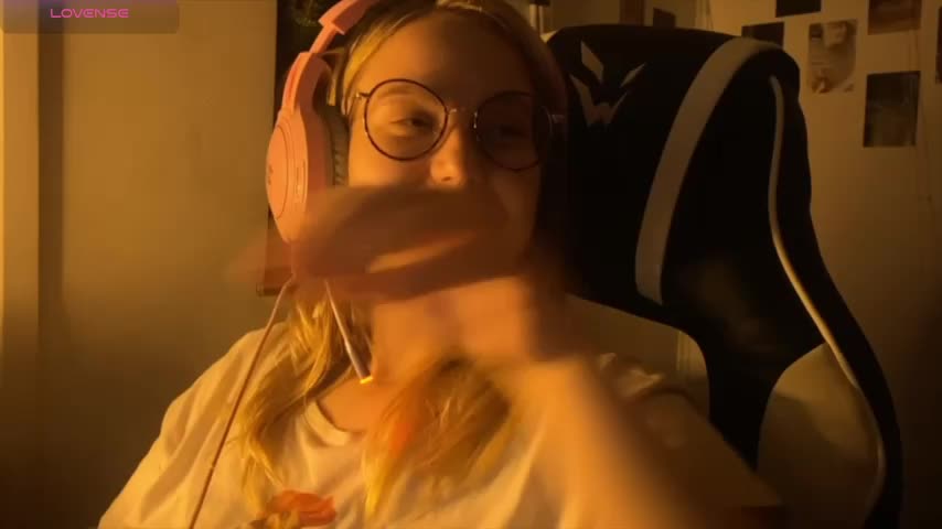 JacyWinslat Live Sex December 13, 2025