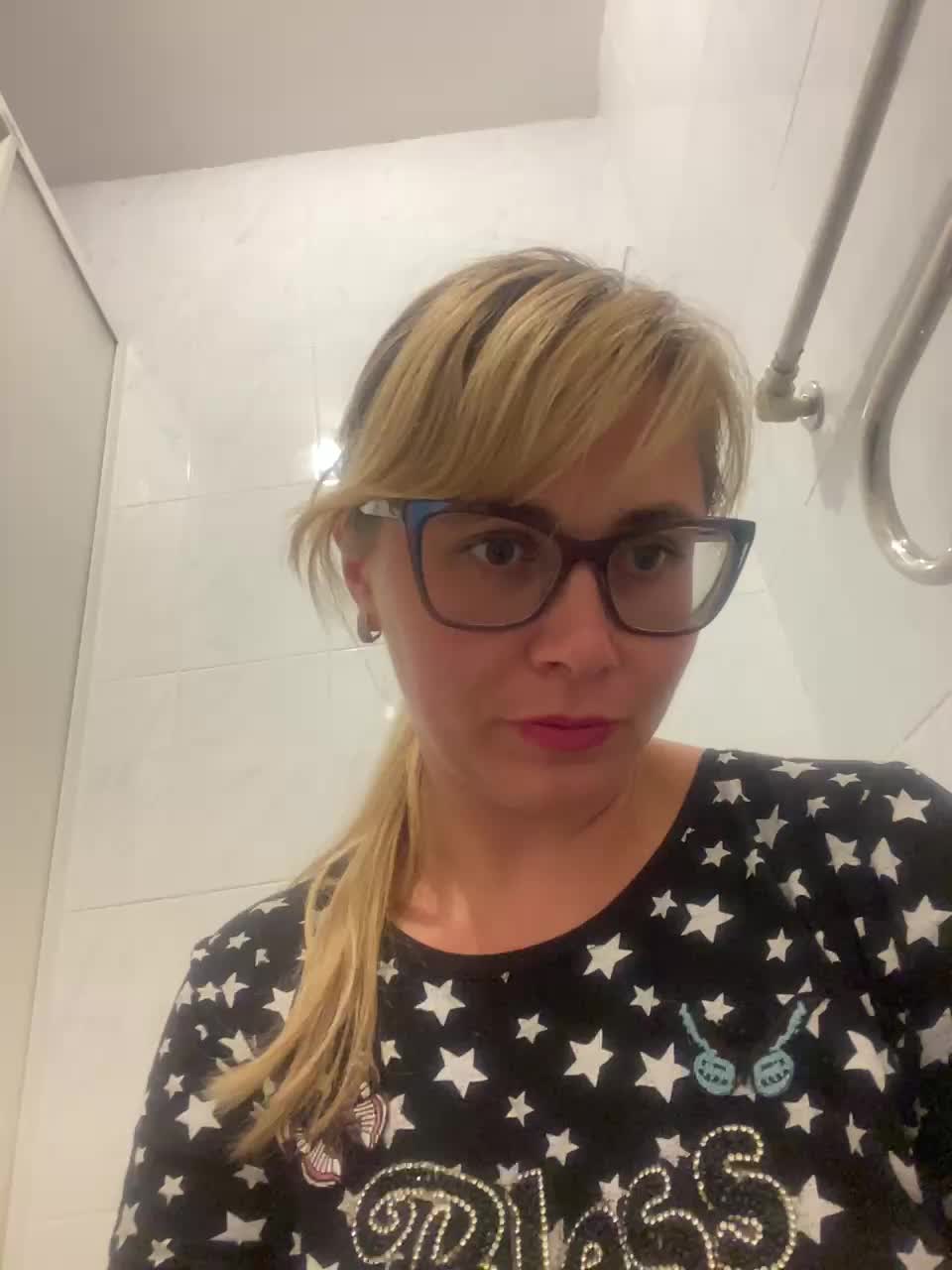 Elegant00Girl Live Sex December 17, 2025