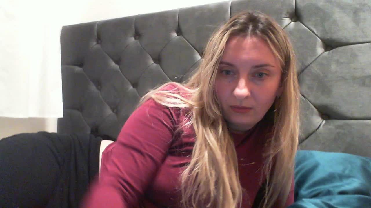 RuslanaFlower Live Sex December 13, 2025