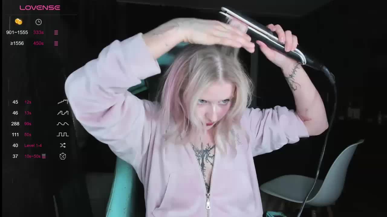 goth-bimbo Live Sex December 12, 2025
