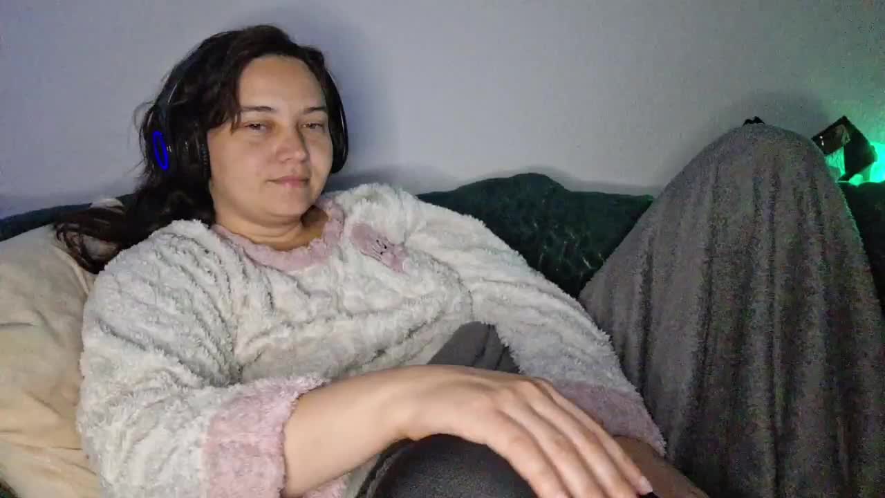 CyndeeWinter Live Sex December 14, 2025