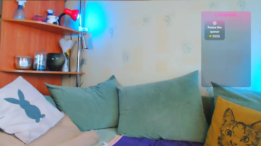 Caroline1995 Live Sex December 17, 2025