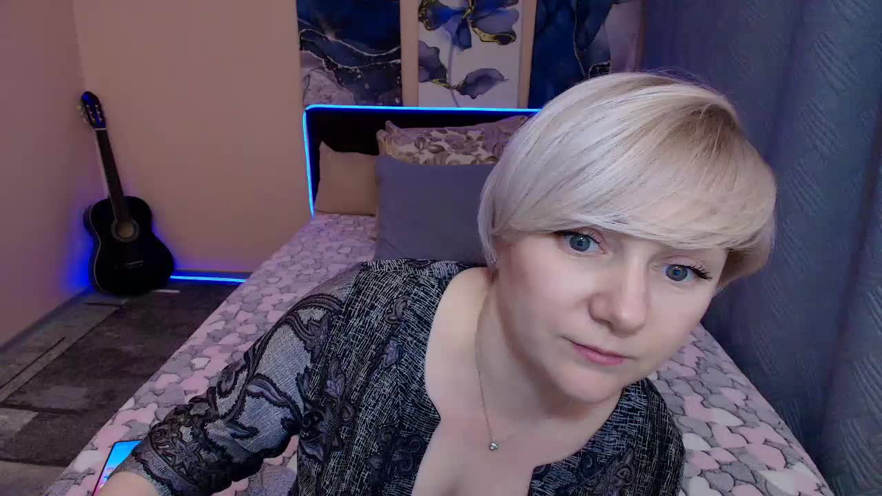 Blond-Pearl Live Sex December 14, 2025