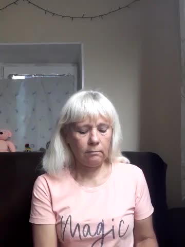 sakura_blonde Live Sex December 17, 2025