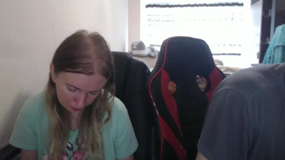 jenisandpeter Live Sex December 19, 2025