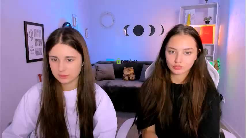 miki_nikki Live Sex December 13, 2025