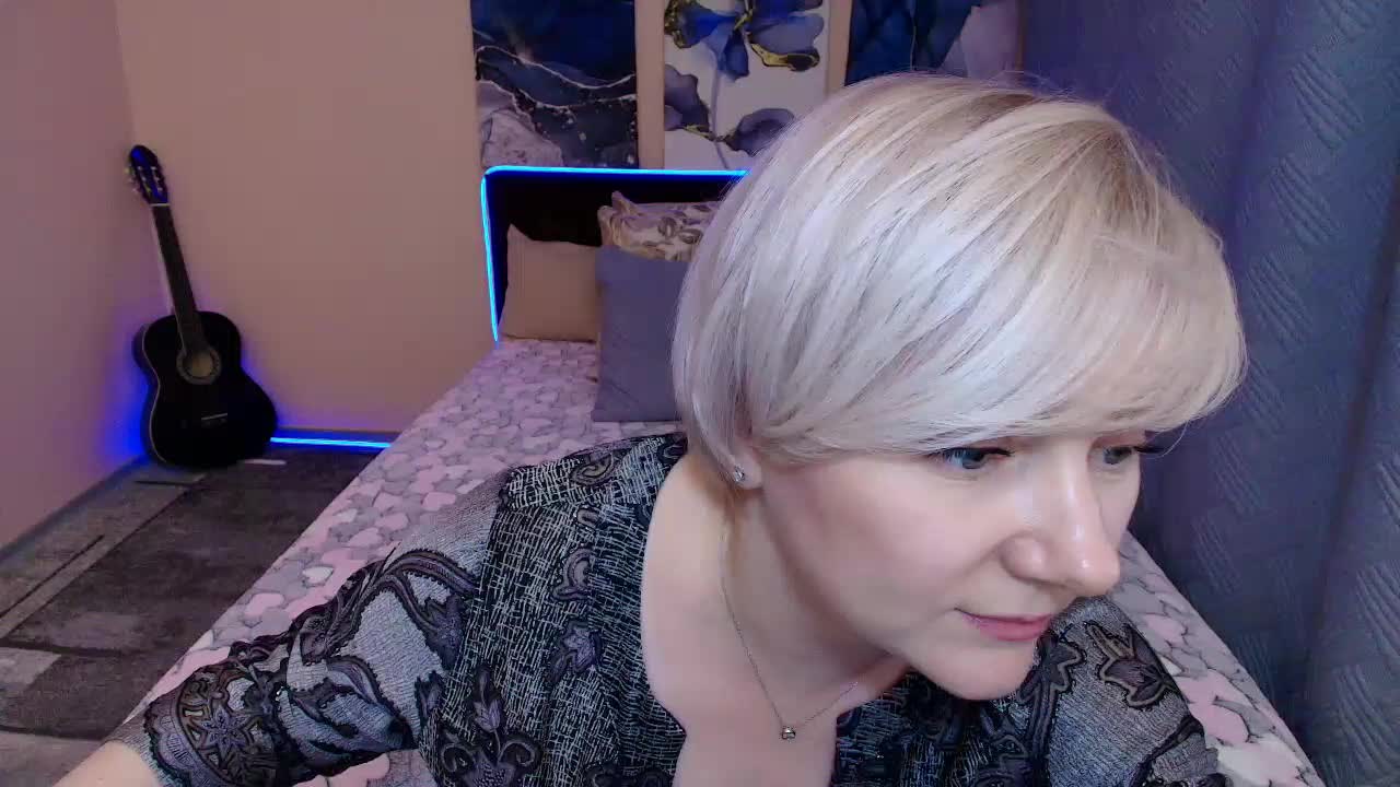 Blond-Pearl Live Sex December 14, 2025