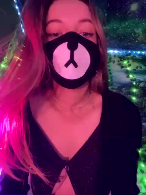 -Summer- Live Sex December 17, 2025