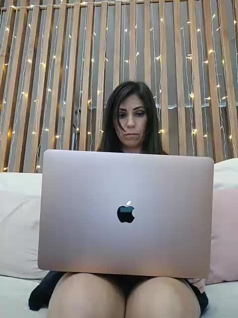 Li_Bailey Live Sex December 14, 2025