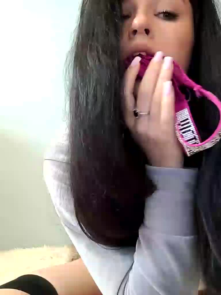 AlisaDoll Live Sex December 15, 2025