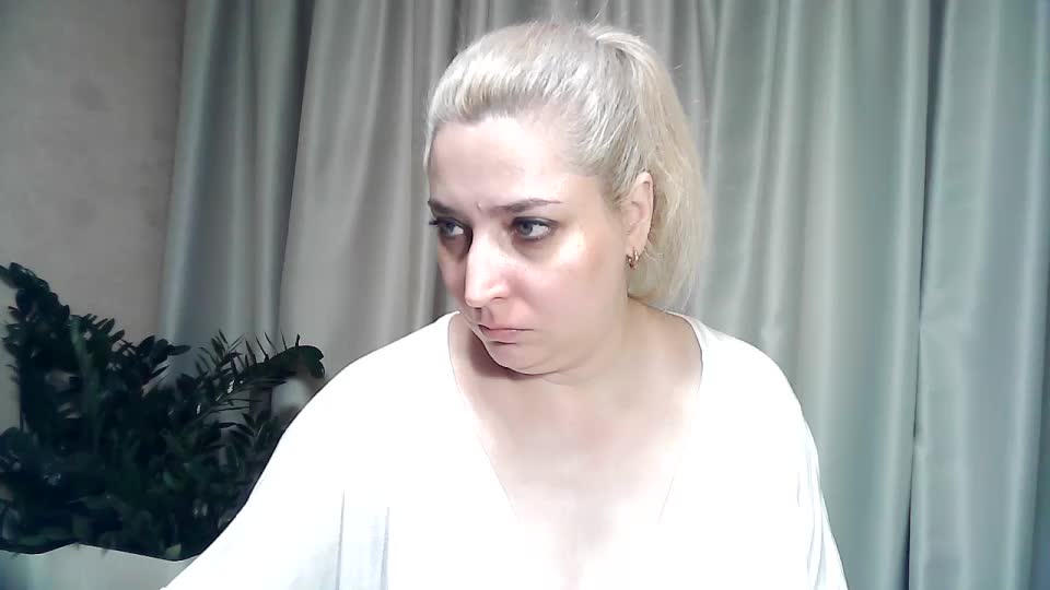 KickaIricka Live Sex December 13, 2025