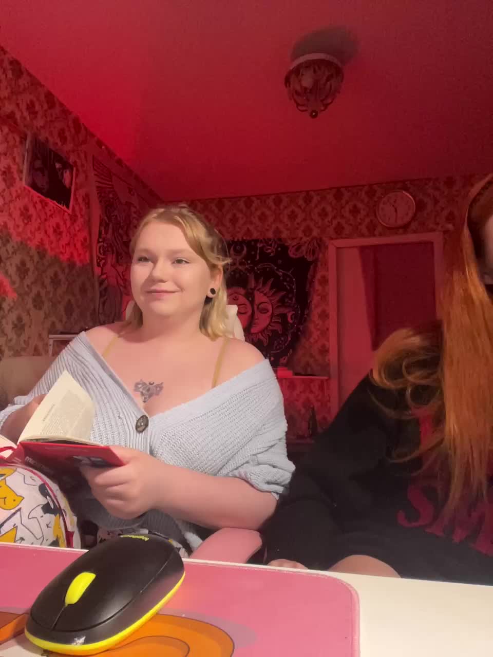 Radiants2 Live Sex December 13, 2025