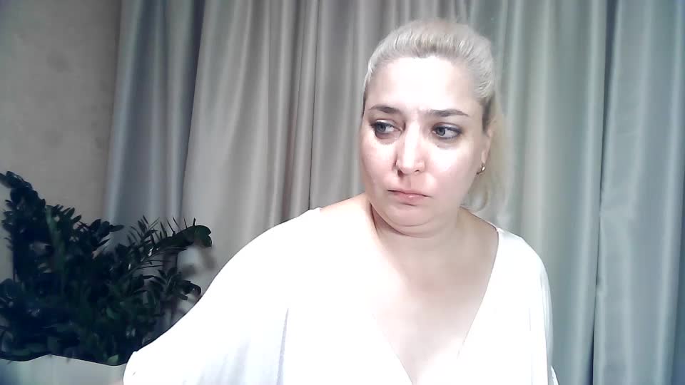 KickaIricka Live Sex December 14, 2025