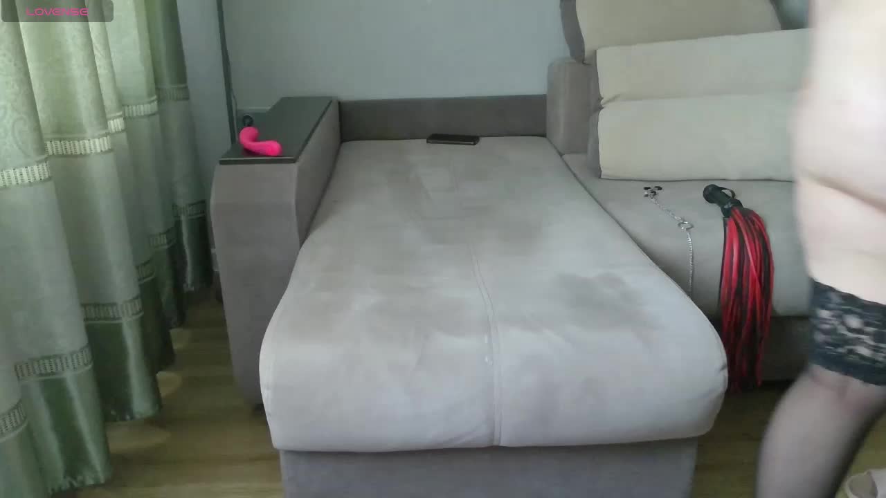 Milaa1998 Live Sex December 15, 2025