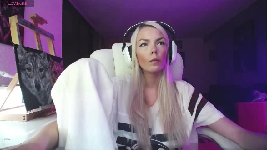 tinykylie Live Sex December 13, 2025
