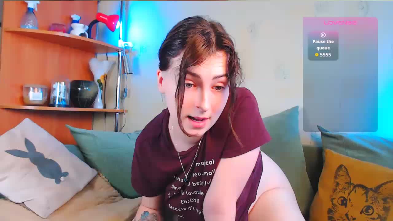 Caroline1995 Live Sex December 17, 2025