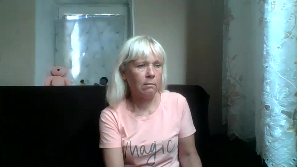 sakura_blonde Live Sex December 17, 2025