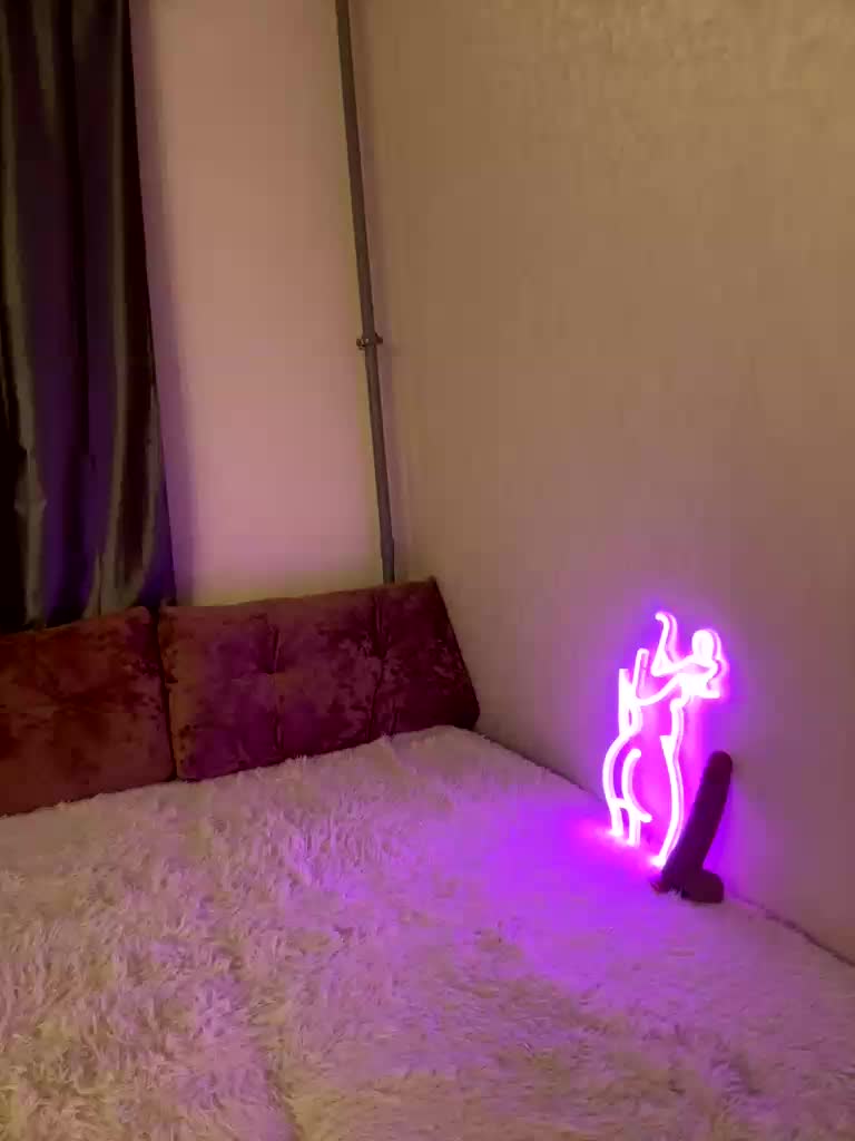 Baby9999999-1 Live Sex December 12, 2025