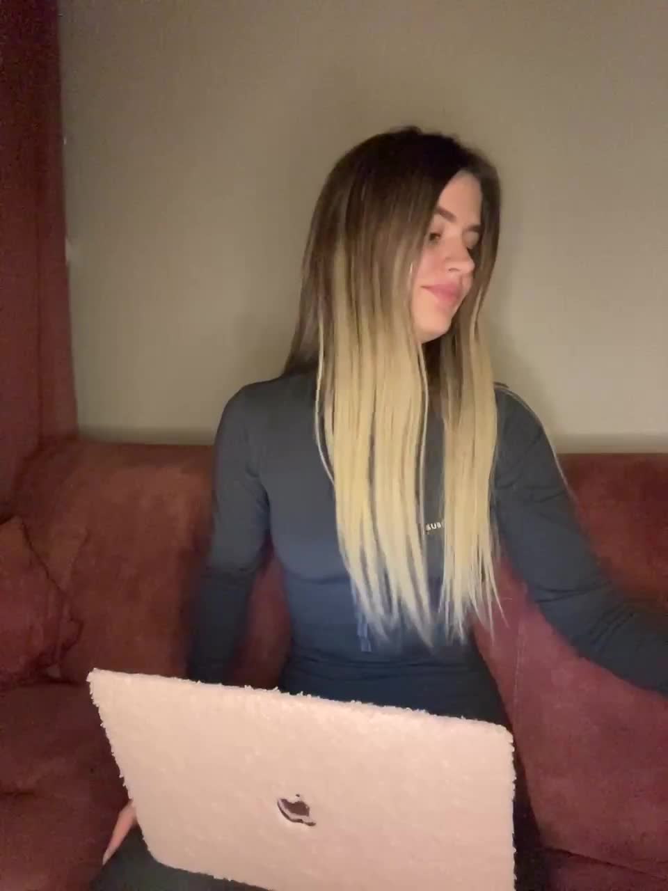 BabeGirl Live Sex August 27, 2025