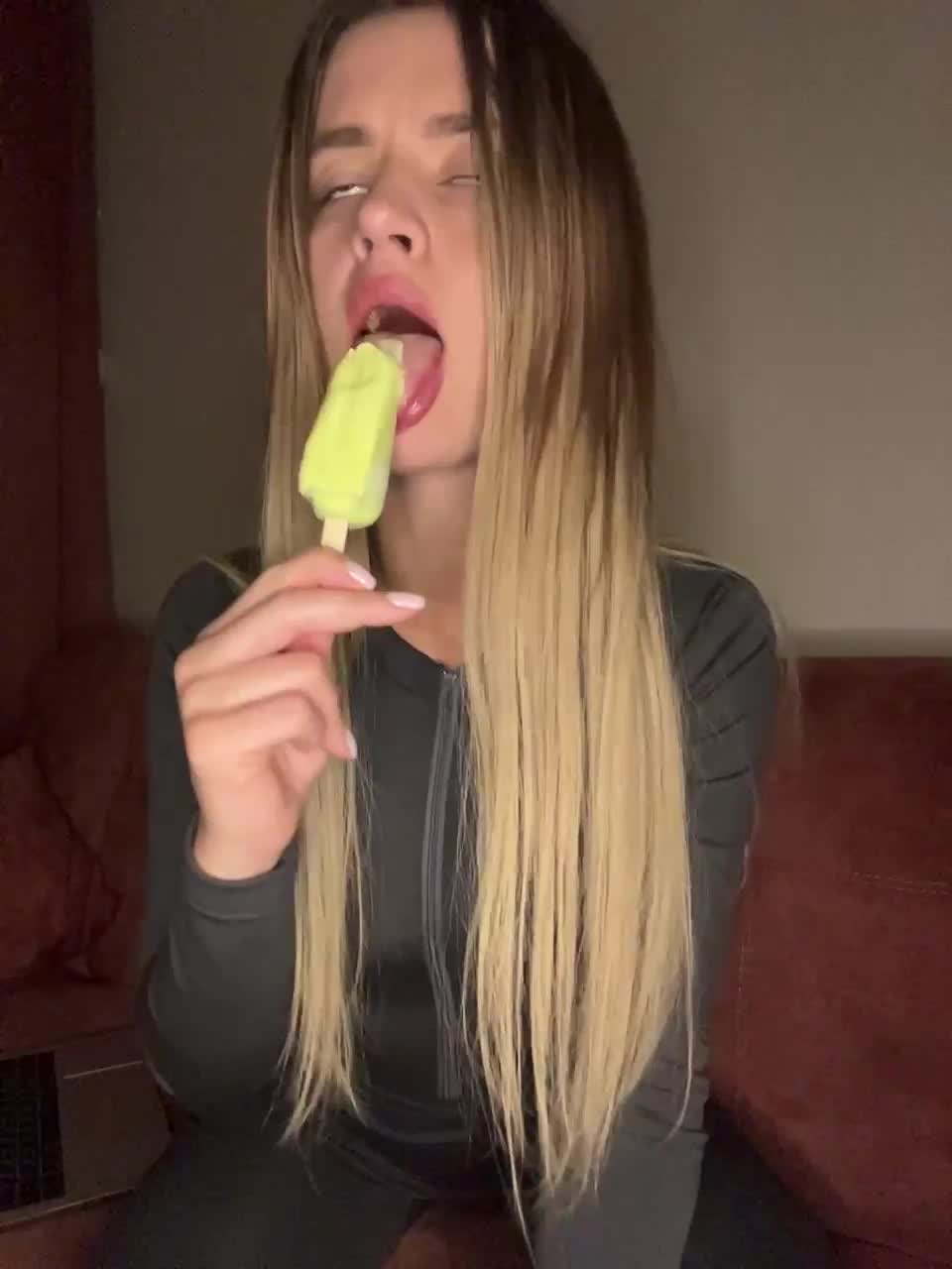 BabeGirl Live Sex August 27, 2025