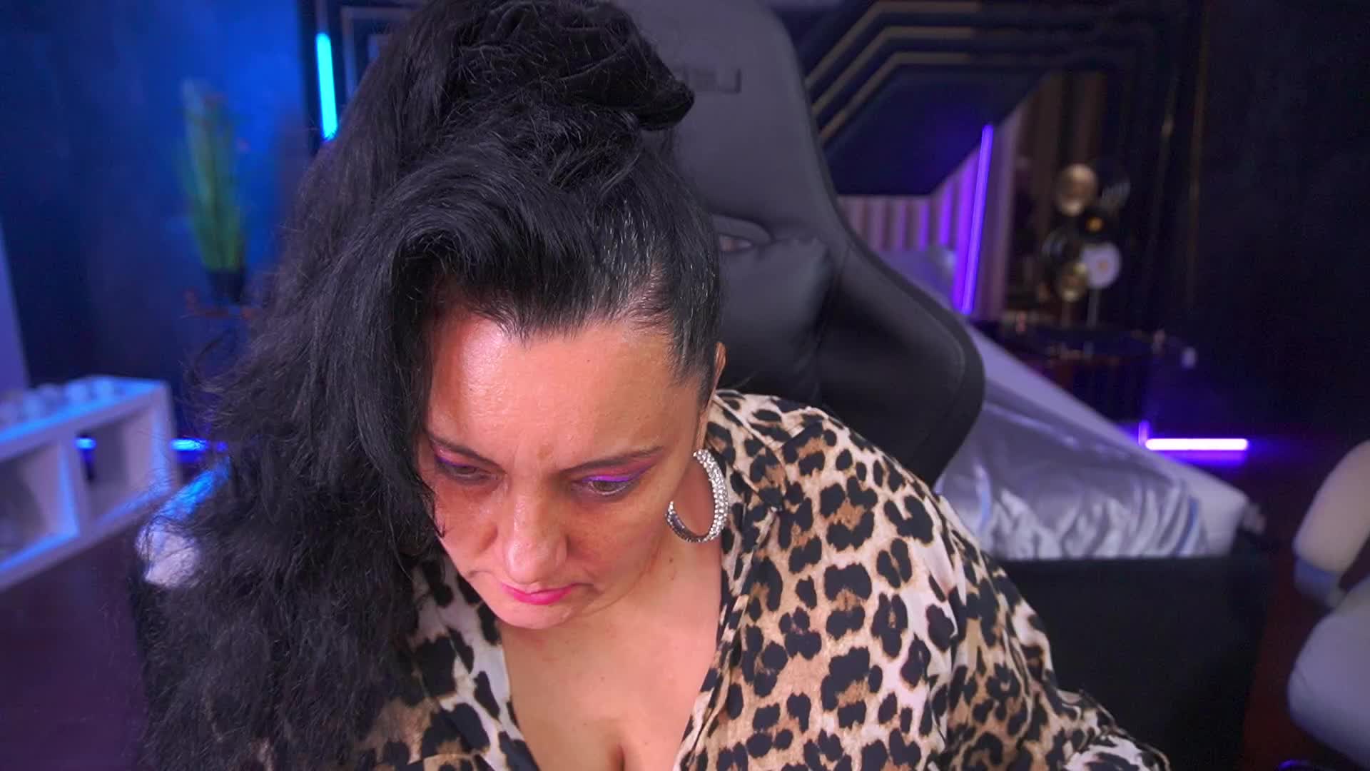 ValeryRosseee Live Sex December 15, 2025