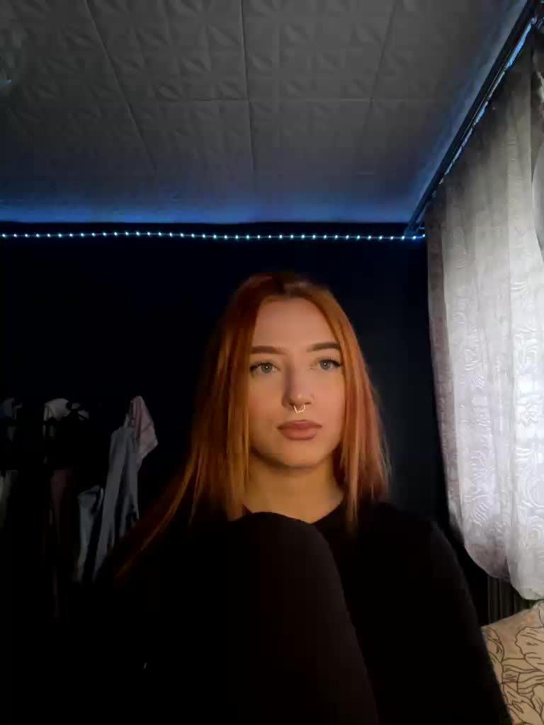 Bestie1-1 Live Sex December 13, 2025