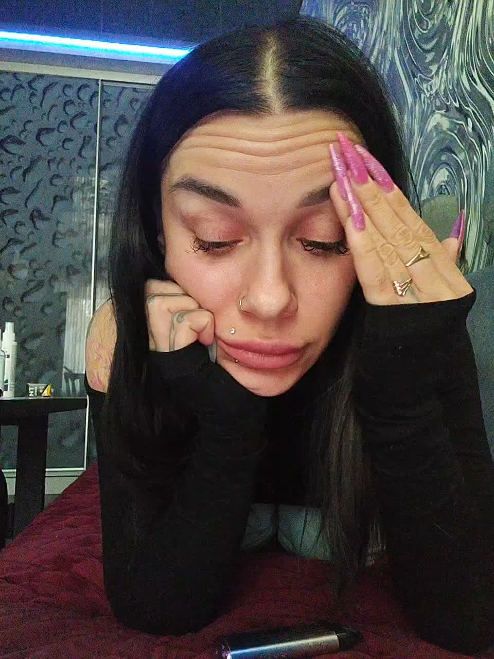 deva_maria Live Sex December 17, 2025