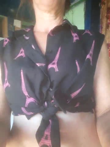 Fanny-MILf Live Sex December 14, 2025