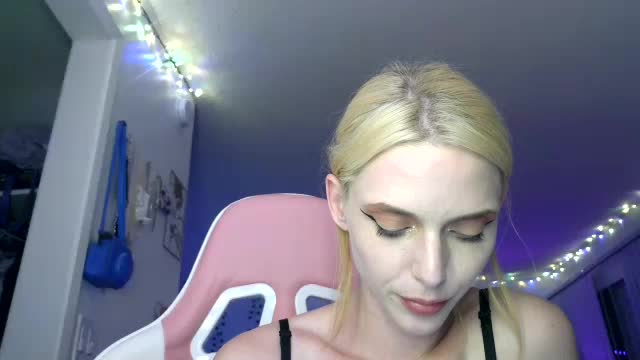 allyoursss1212 Live Sex December 13, 2025