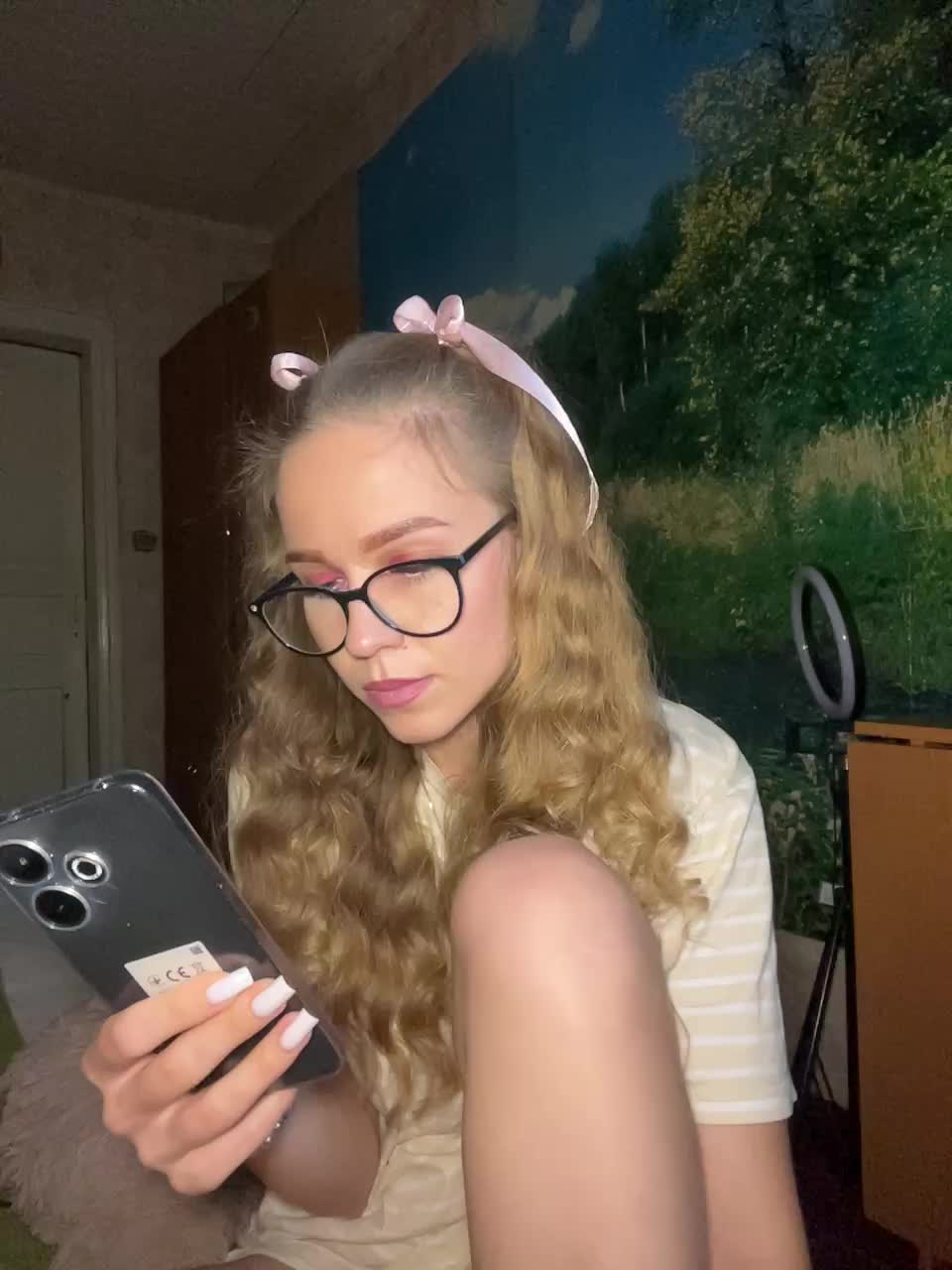 Milana22a Live Sex December 13, 2025