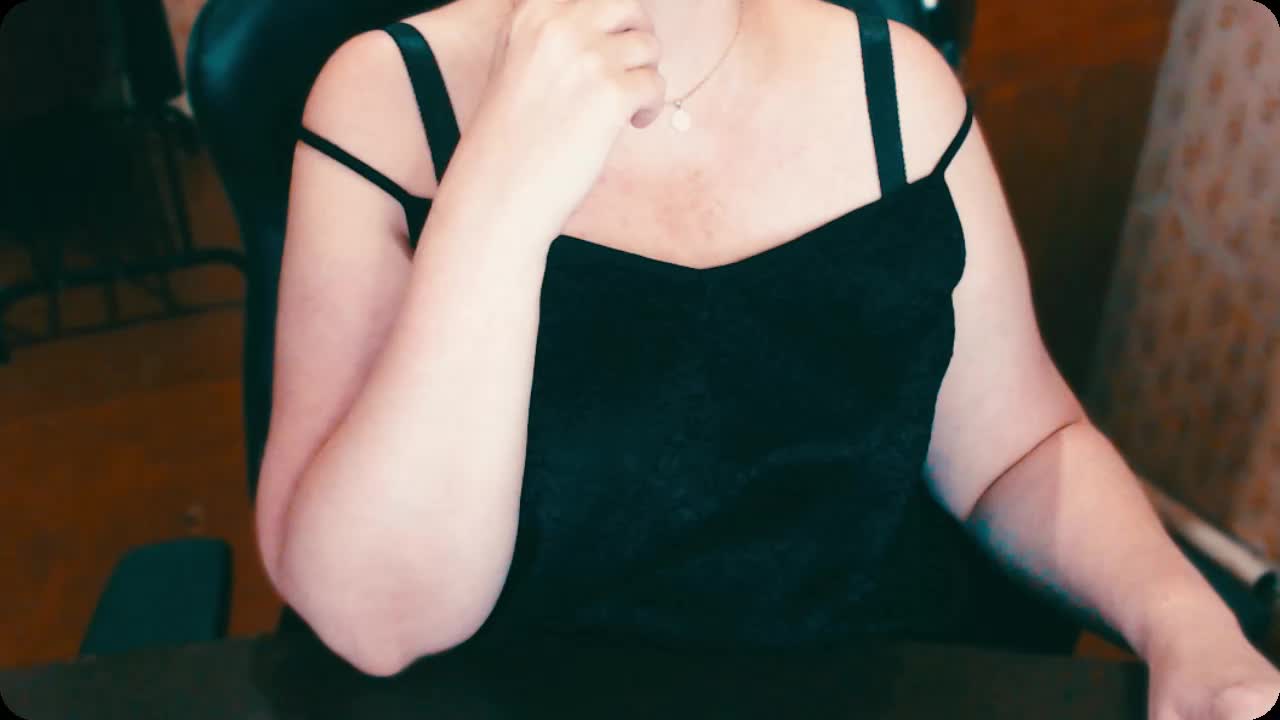 Alisa1917 Live Sex December 17, 2025