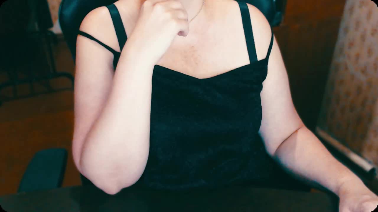 Alisa1917 Live Sex December 17, 2025