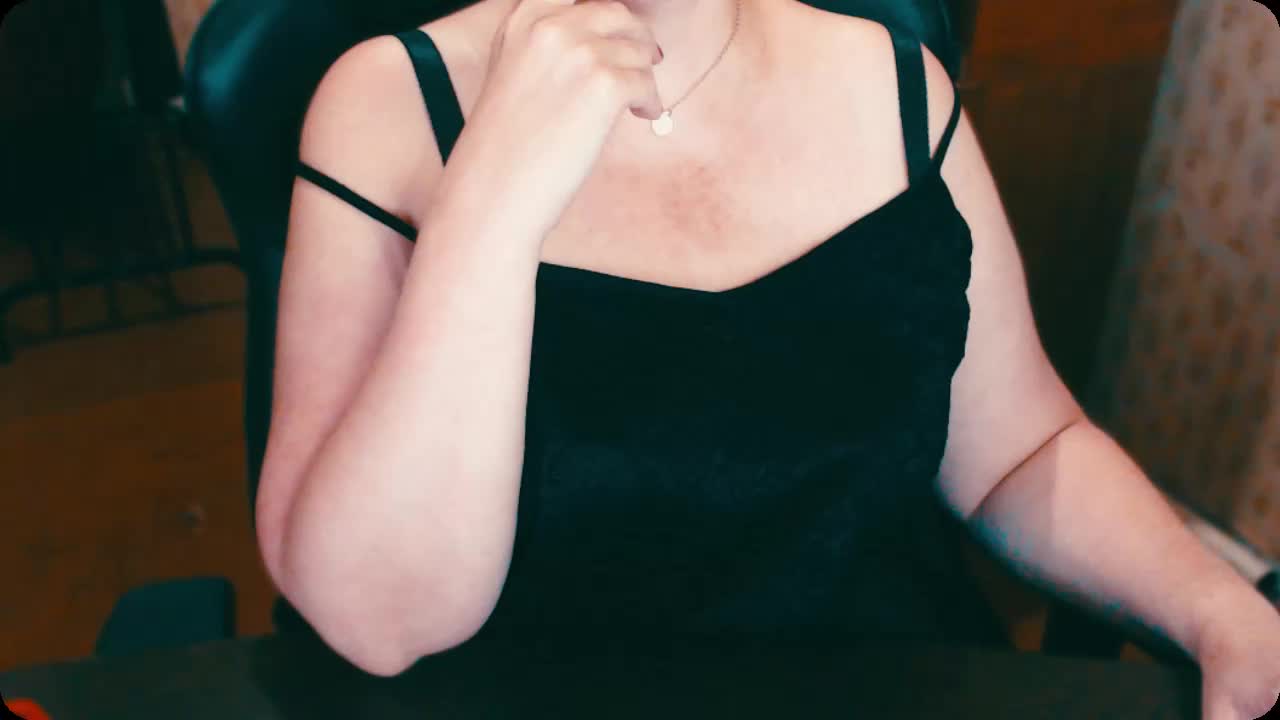 Alisa1917 Live Sex December 17, 2025