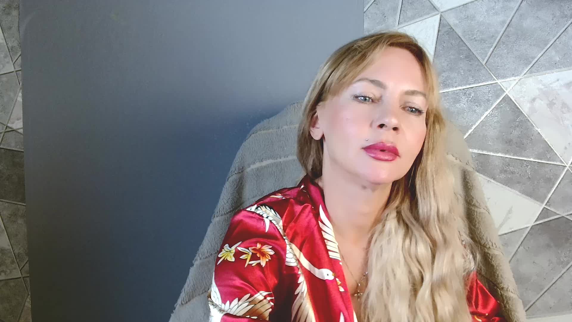 VeraFisher Live Sex December 14, 2025